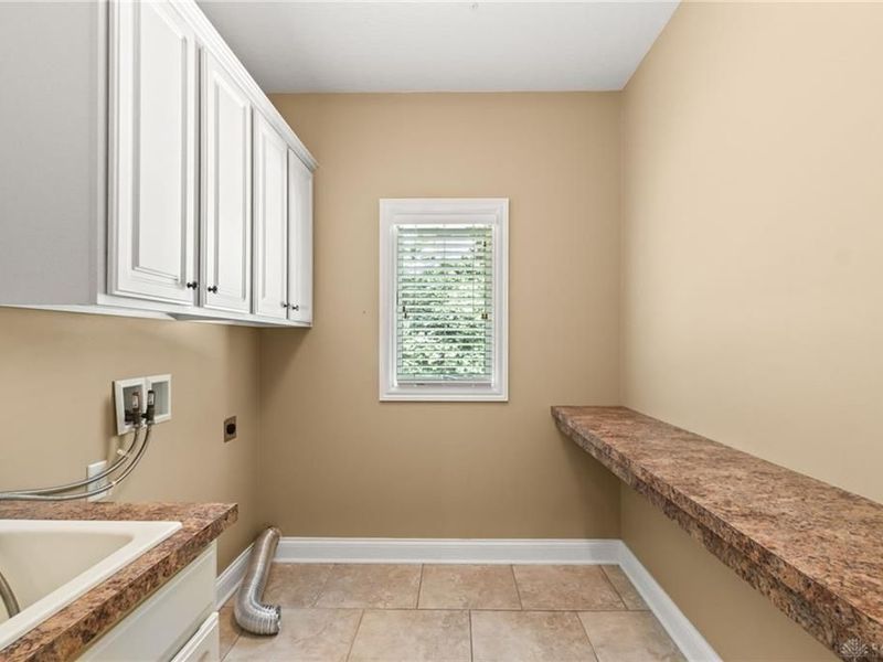 2314 Crestridge Drive, Butler Township, OH 45414 Photo 44