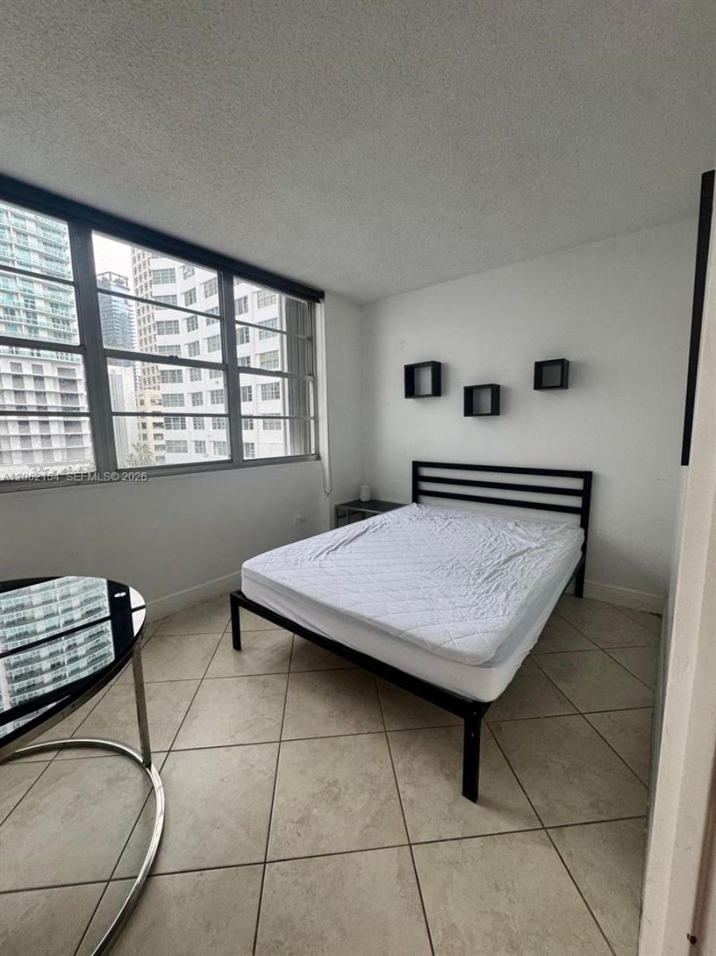 905 Brickell Bay Dr , Unit 623, Miami, FL 33131 Photo