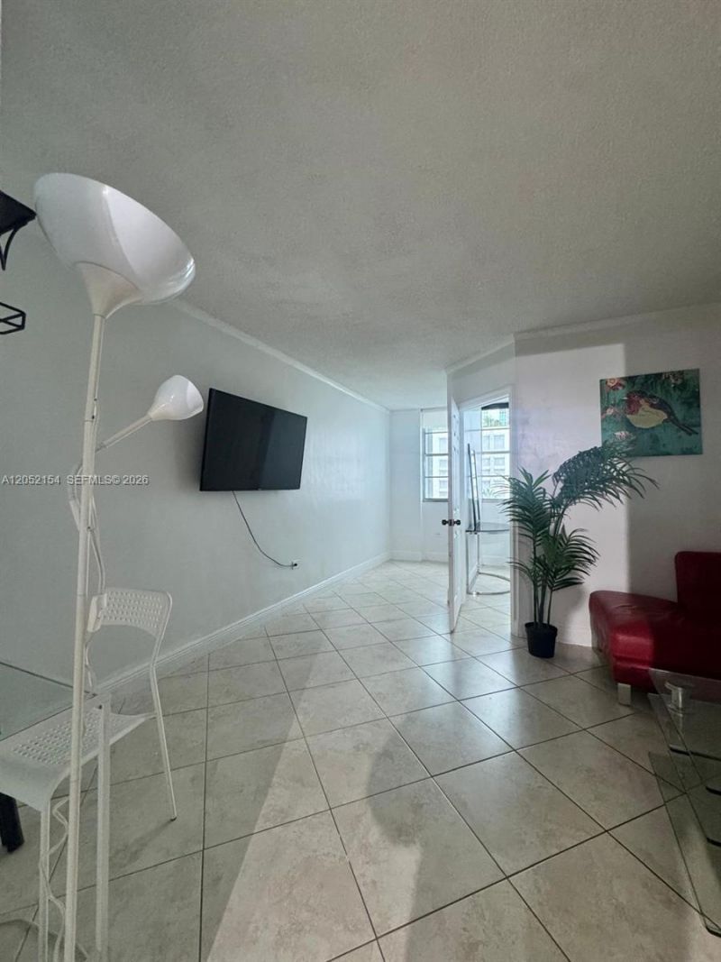 905 Brickell Bay Dr , Unit 623, Miami, FL 33131 Photo