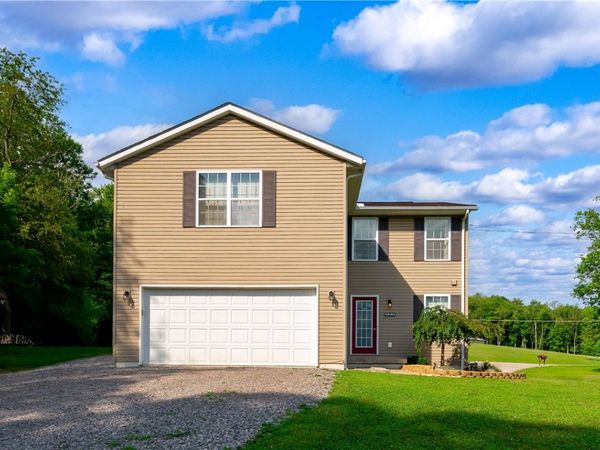 623 Mason Rd, Tarentum, PA 15084