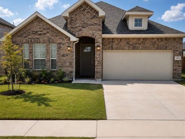 2929 Brainerd Drive, Fort Worth, TX 76179