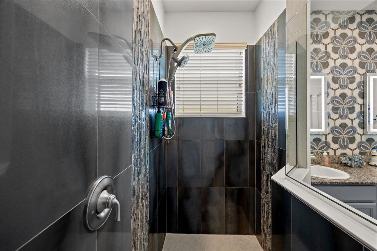 625 148th Court Ne, Bradenton, FL 34212 Photo