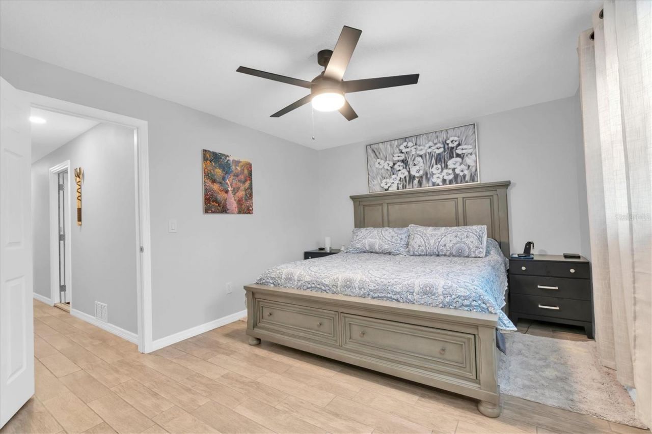 13179 Dorchester Drive, Seminole, FL 33776 Photo