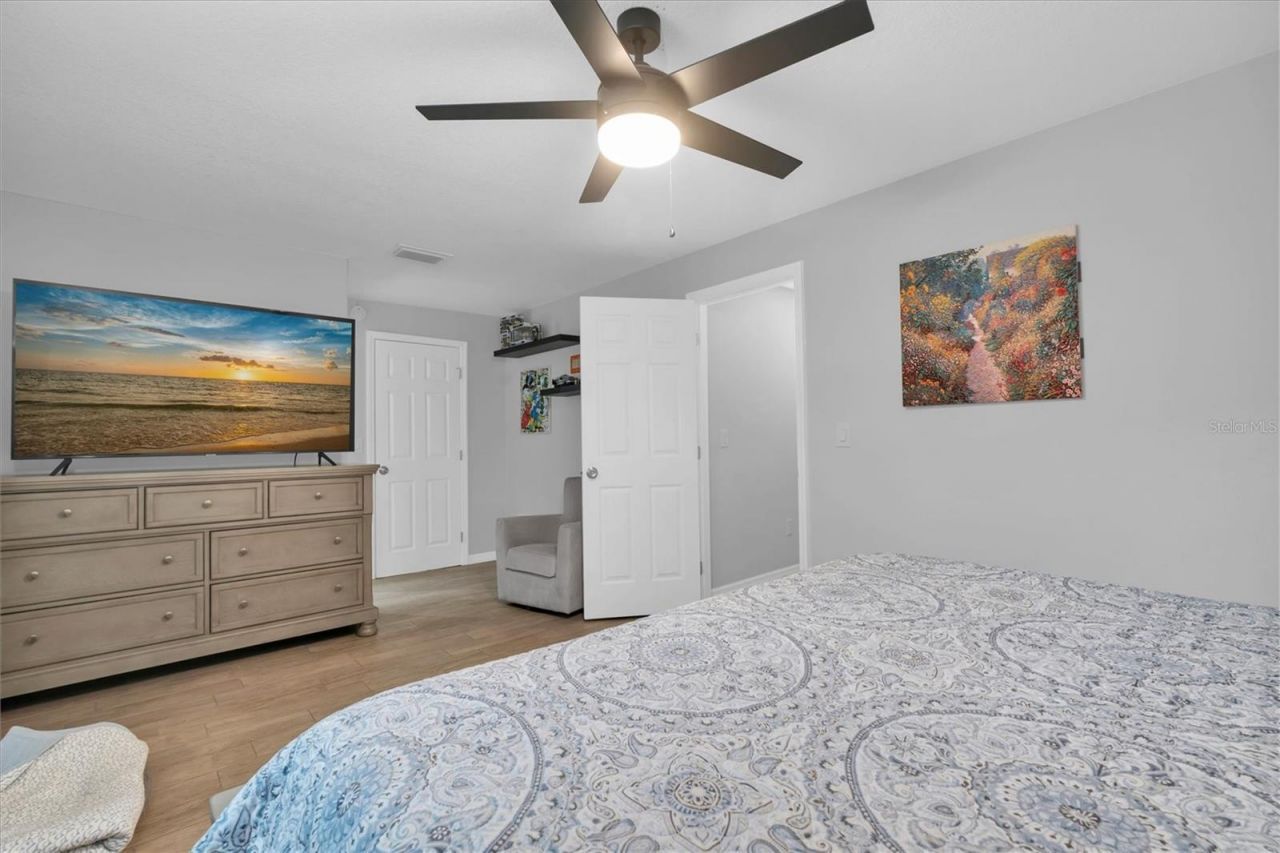 13179 Dorchester Drive, Seminole, FL 33776 Photo