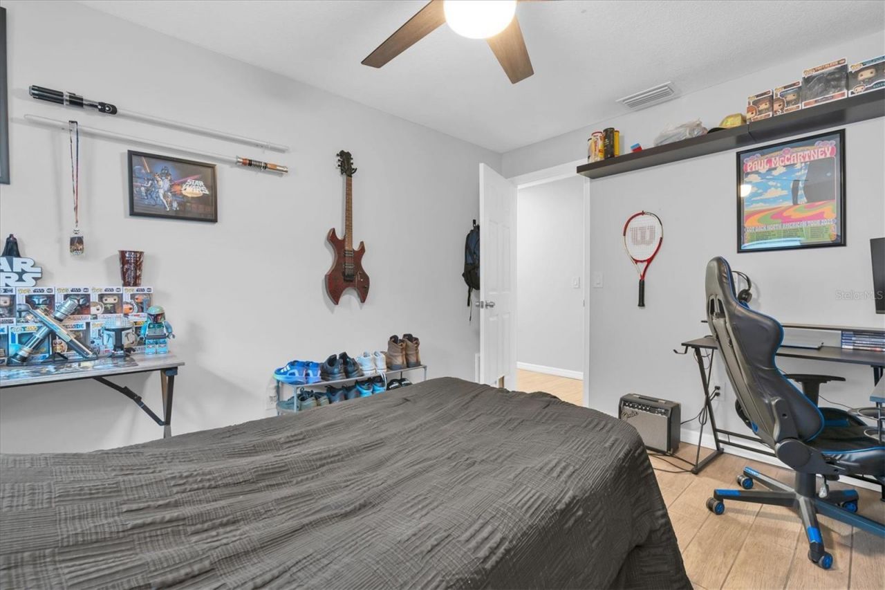 13179 Dorchester Drive, Seminole, FL 33776 Photo
