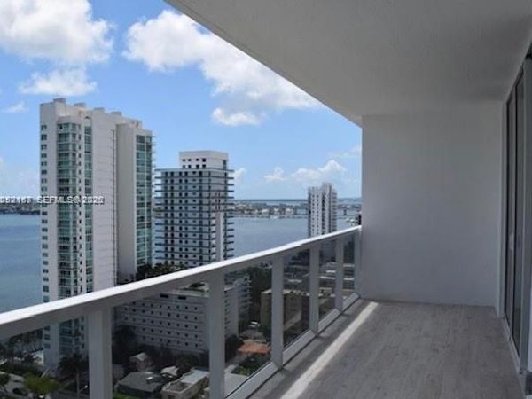 600 NE 27th St , Unit 2202, Miami, FL 33137