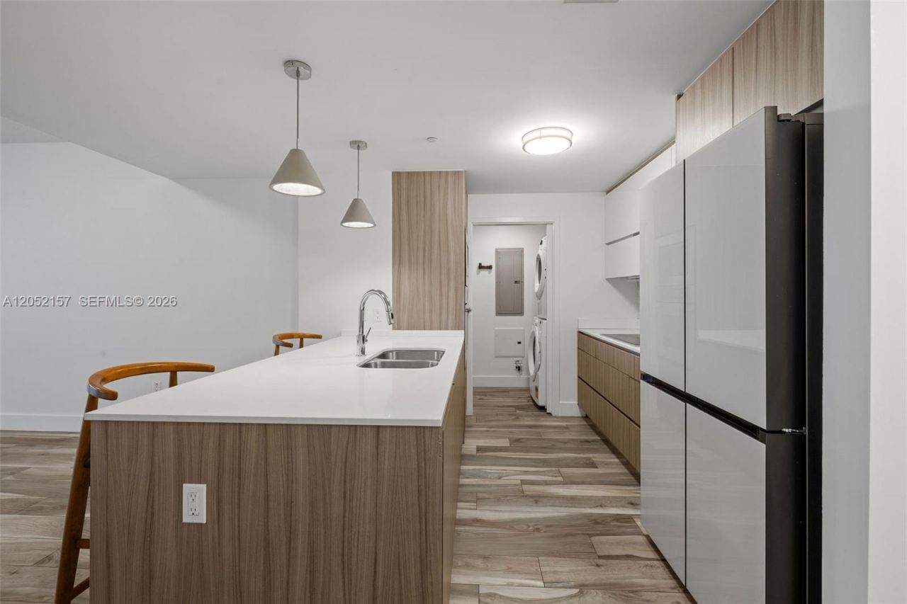 600 NE 27th St, Unit 2202, Miami, FL 33137 Photo