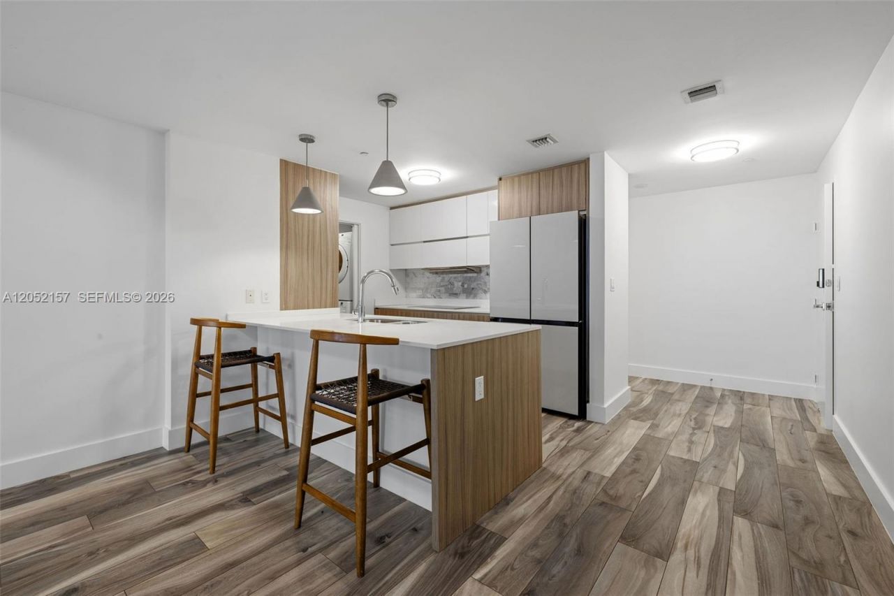 600 NE 27th St, Unit 2202, Miami, FL 33137 Photo
