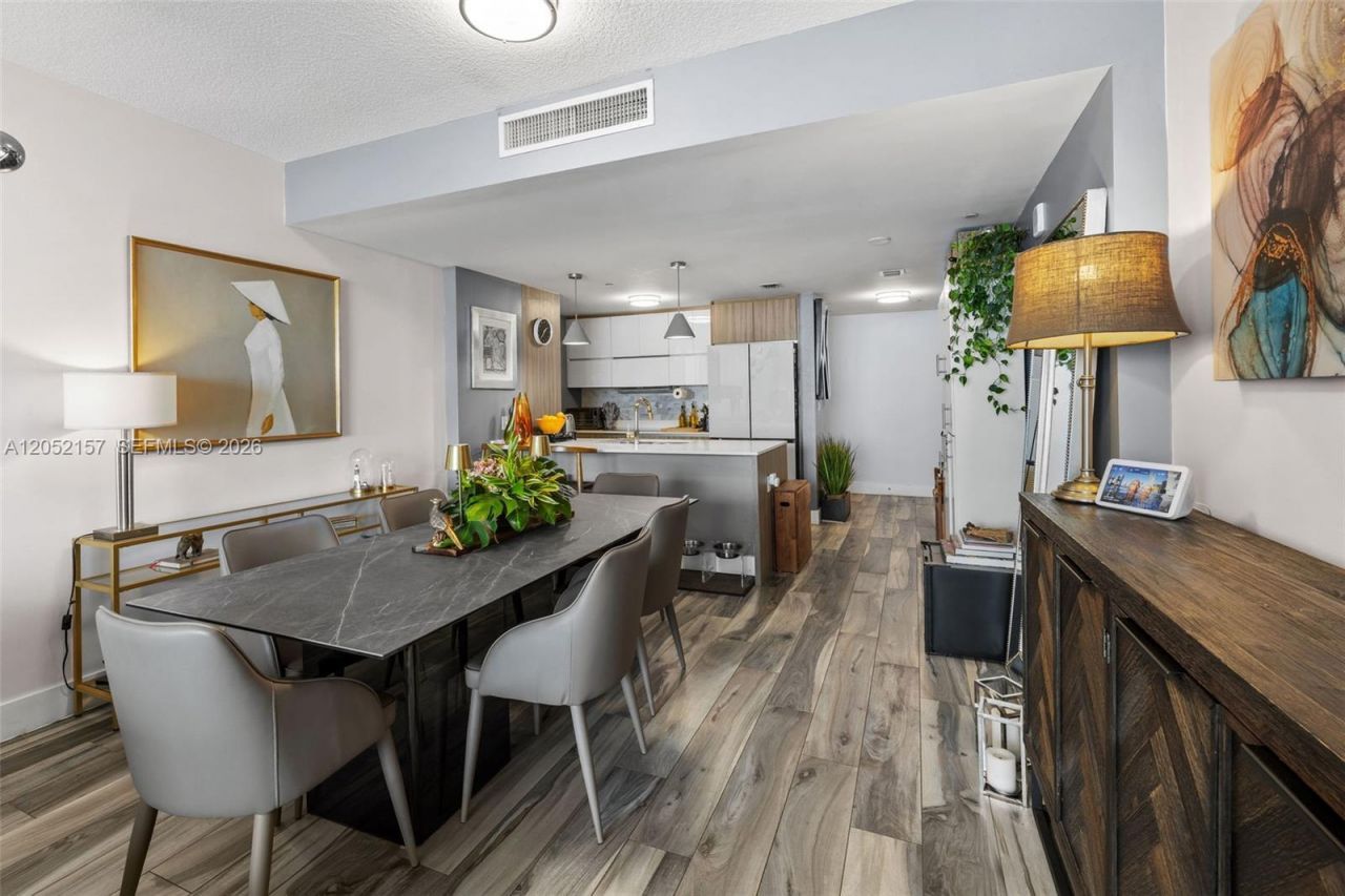 600 NE 27th St , Unit 2202, Miami, FL 33137 Photo