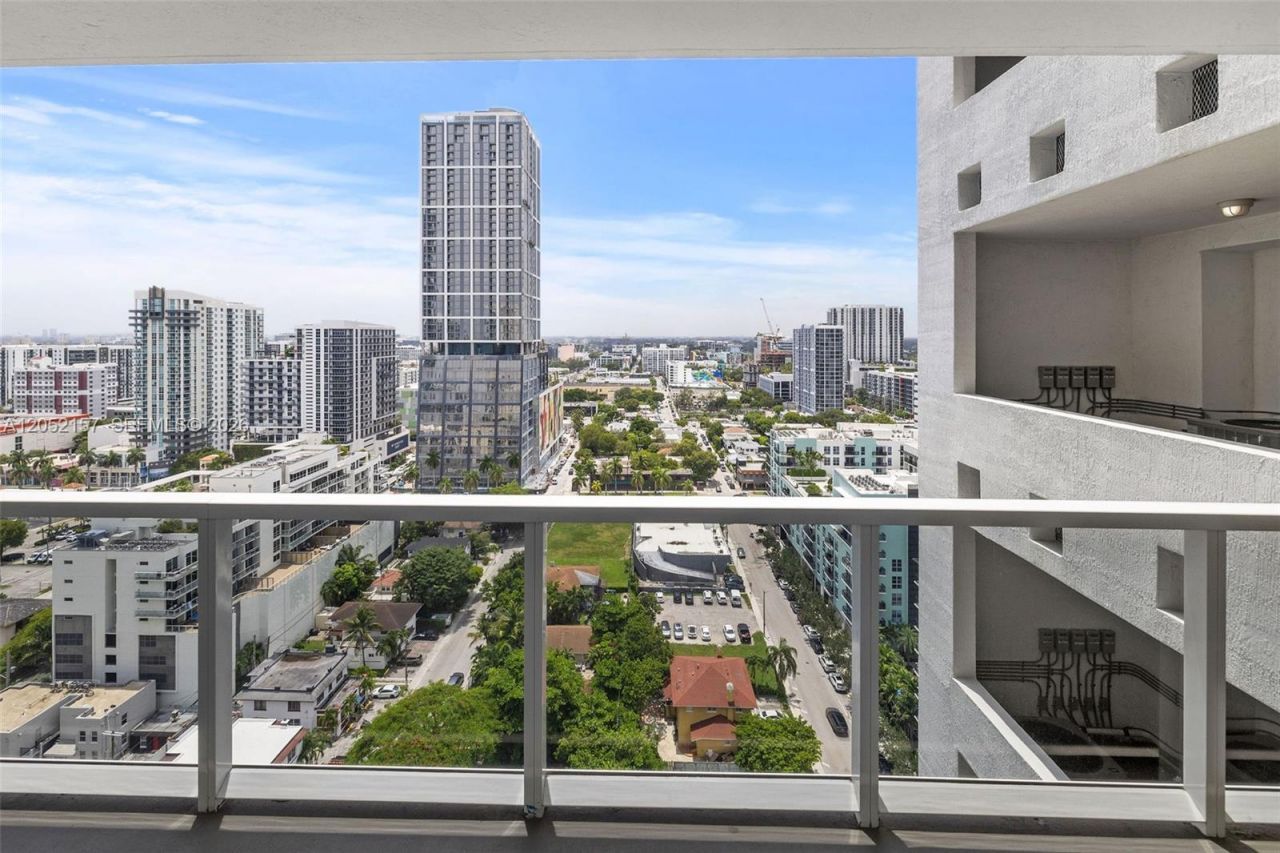 600 NE 27th St , Unit 2202, Miami, FL 33137 Photo