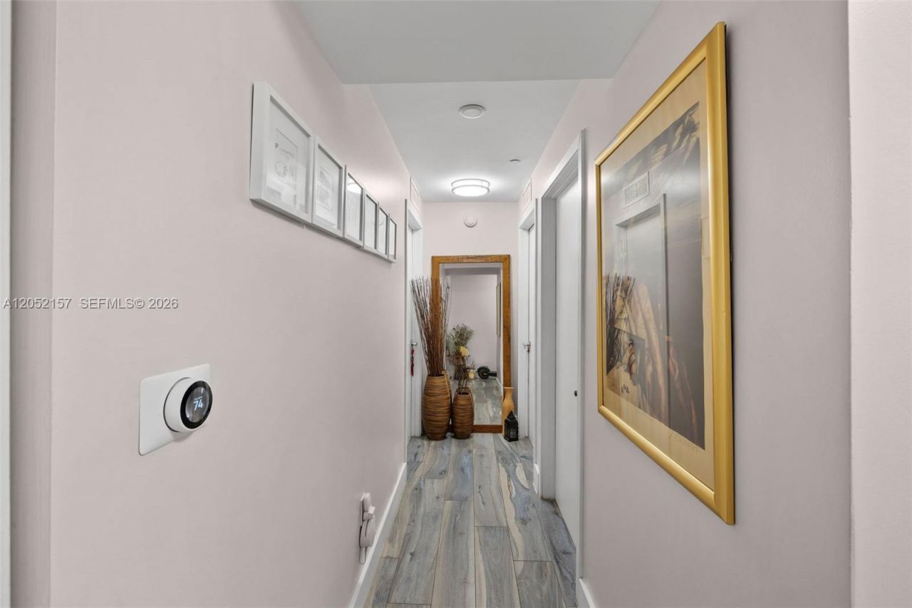 600 NE 27th St , Unit 2202, Miami, FL 33137 Photo