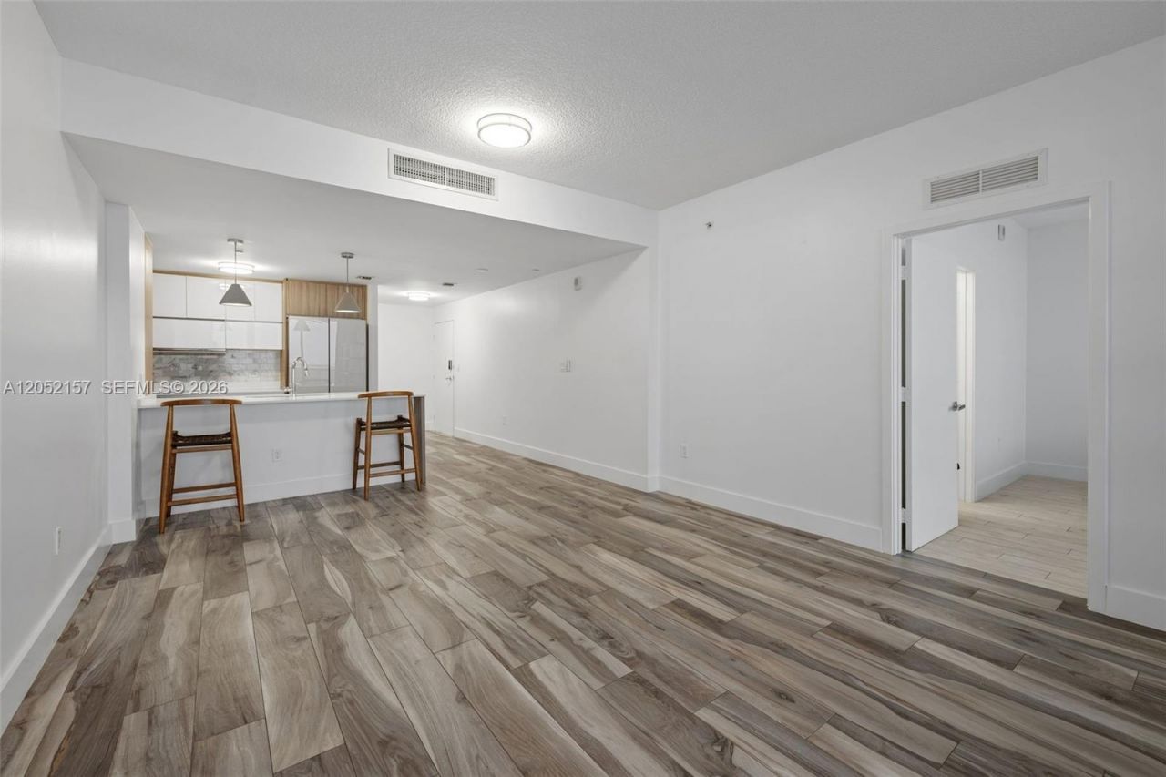 600 NE 27th St, Unit 2202, Miami, FL 33137 Photo