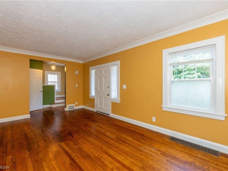 18526 Scottsdale Boulevard, Shaker Heights, OH 44122 Photo 5
