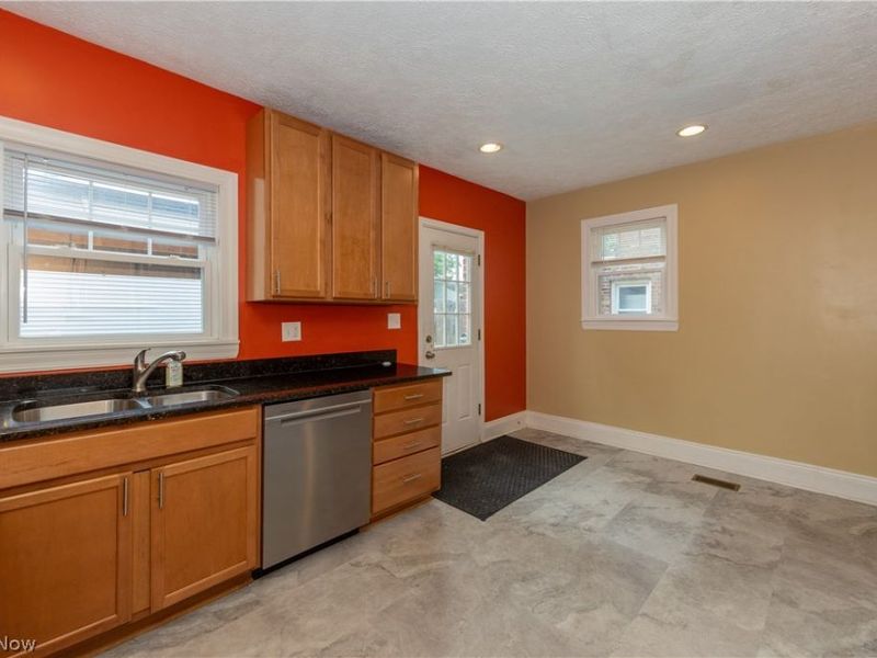 18526 Scottsdale Boulevard, Shaker Heights, OH 44122 Photo 9