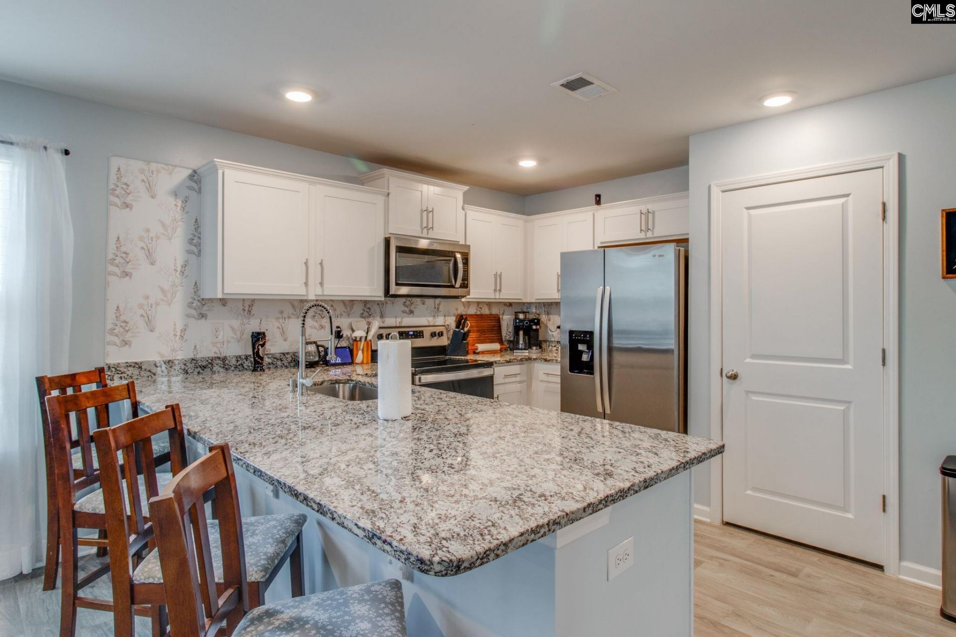 466 Delahays Road Photo 6