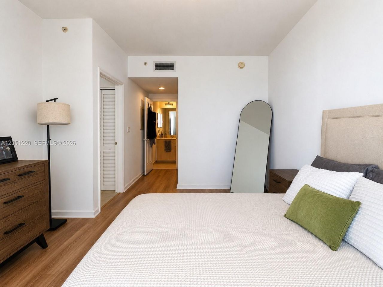 511 SE 5th Ave , Unit 1408, Fort Lauderdale, FL 33301 Photo
