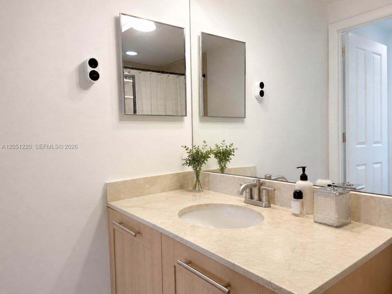 511 SE 5th Ave , Unit 1408, Fort Lauderdale, FL 33301 Photo