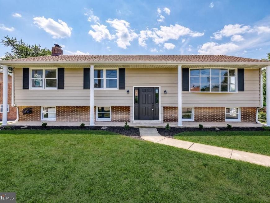 7 Crestline Drive, Manchester, PA 17345 Main Photo