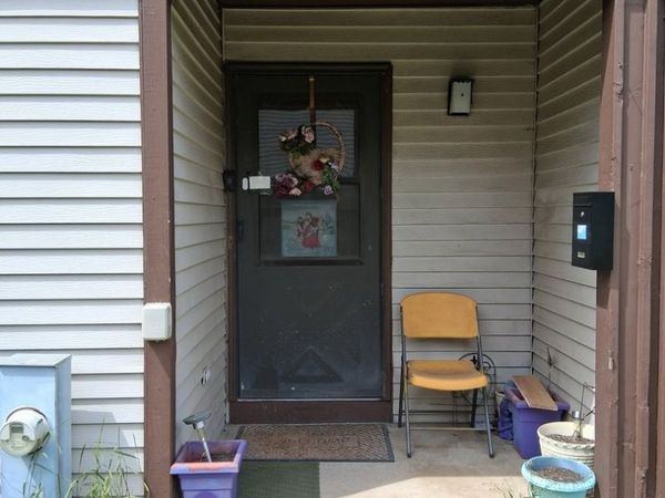 1375 Court Marguerite , Hanover Park, IL 60133