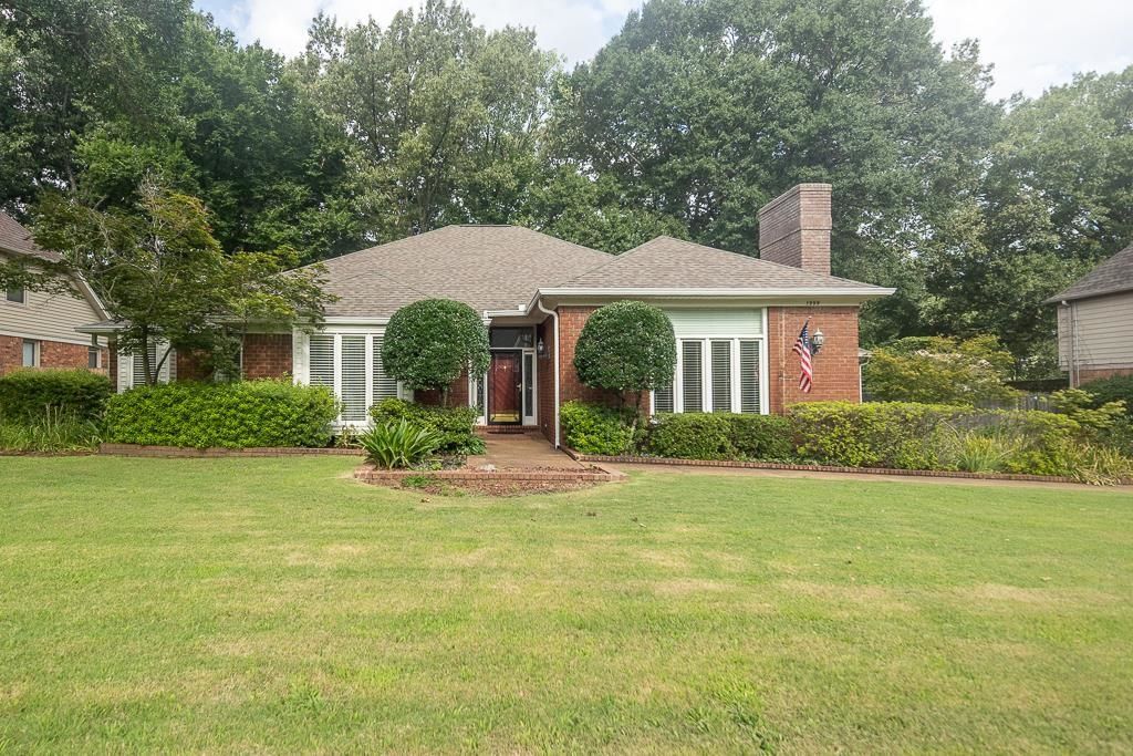 1999 Kostka Ln, Germantown, TN 38139 Main Photo