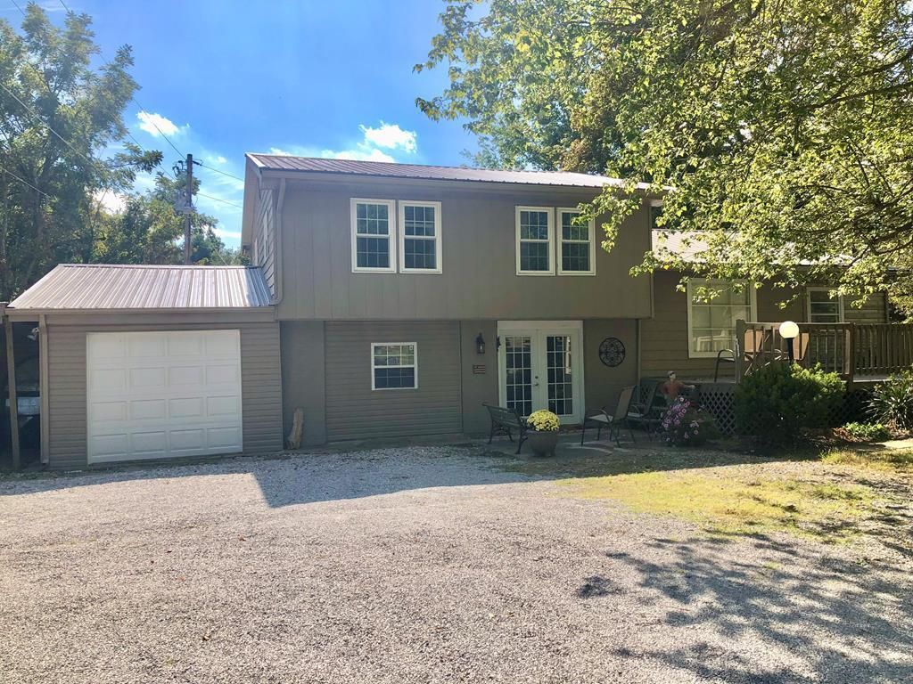 1385 Eastlawn Road, Hanson, KY 42413 Main Photo