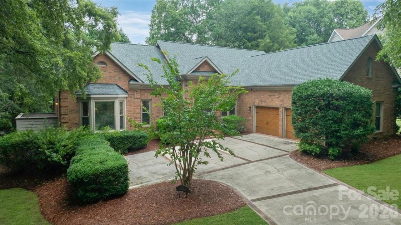 15614 Warm Springs Court, Charlotte, NC 28278 Main Photo