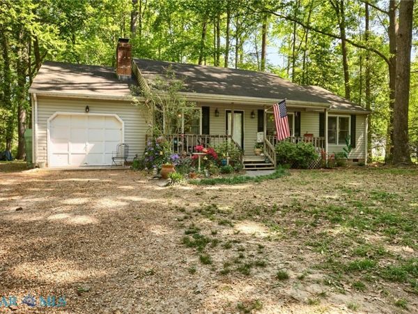 7015 Seawell Avenue , Gloucester, VA 23061