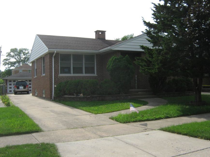 Main Photo