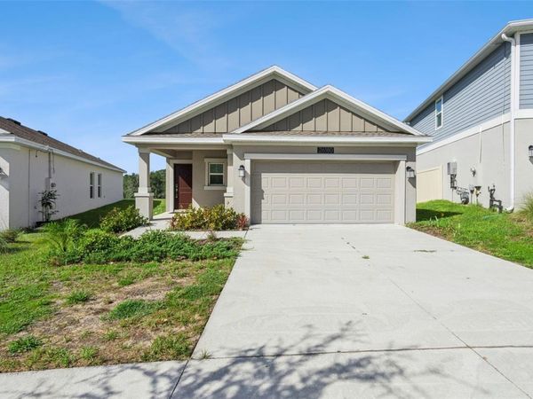 26180 FEATHERGRASS CIRCLE , LEESBURG, FL 34748
