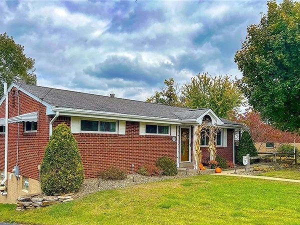139 Delaware Drive, Butler, PA 16001