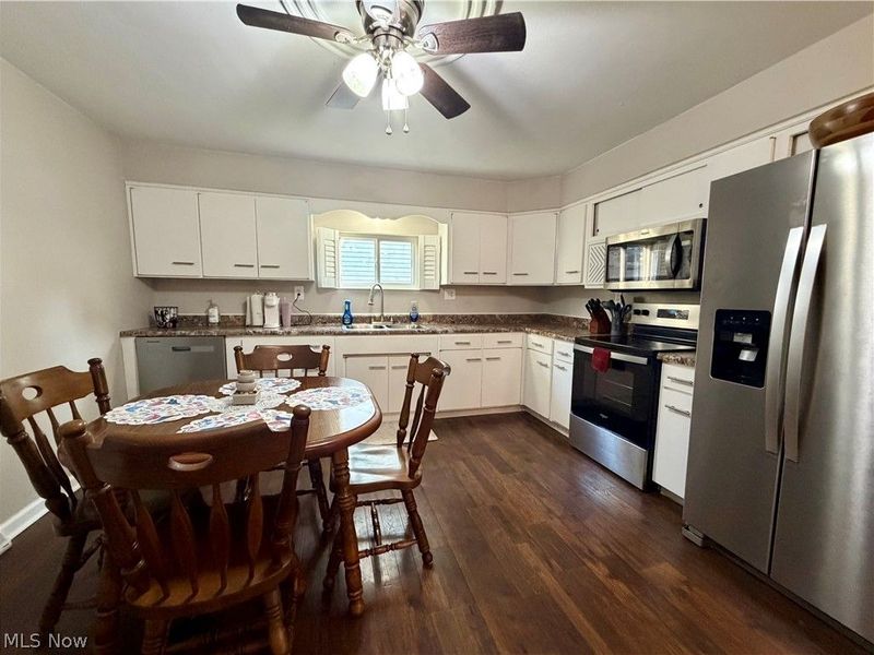 222 Petrick Avenue, Mingo Junction, OH 43938 Photo 3