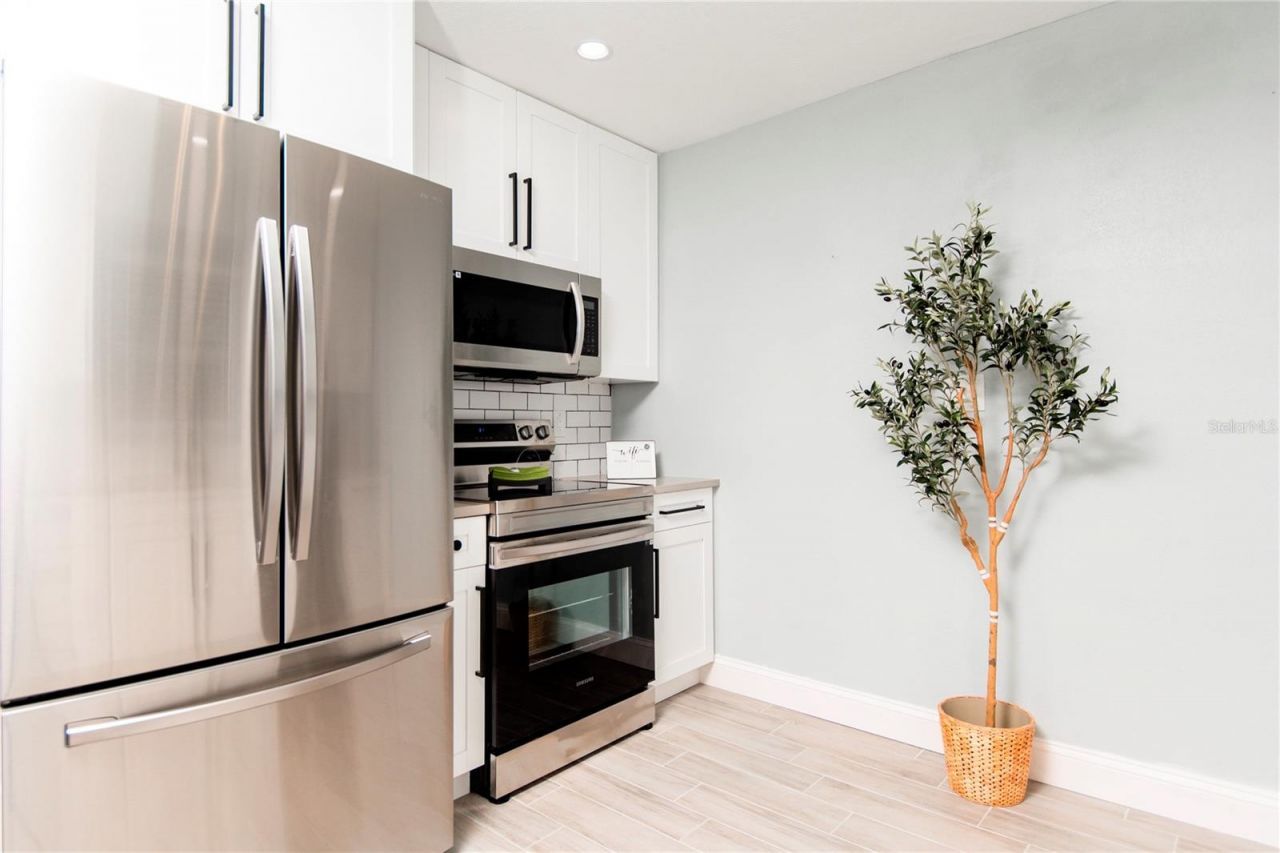 3147 W Cordelia Street , Tampa, FL 33607 Photo