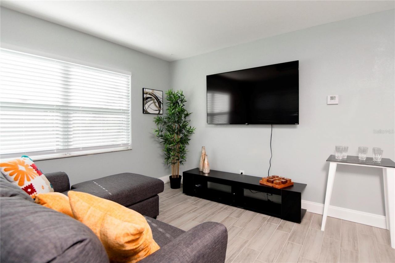3147 W Cordelia Street , Tampa, FL 33607 Photo