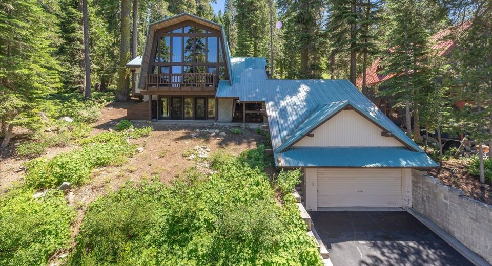 14801 Mt Judah Drive , Truckee, CA 96161 Photo