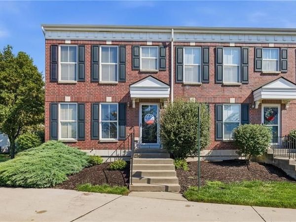 3496 SW Wysteria Terrace, Lee's Summit, MO 64082