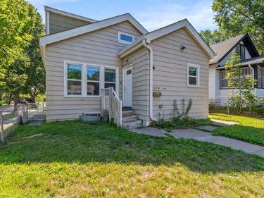 3858 Fremont Avenue N, Minneapolis, MN 55412