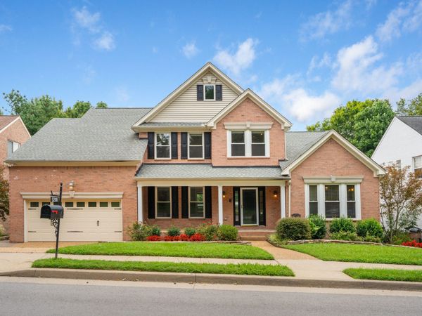 5208 Cochran Dr , Nashville, TN 37220