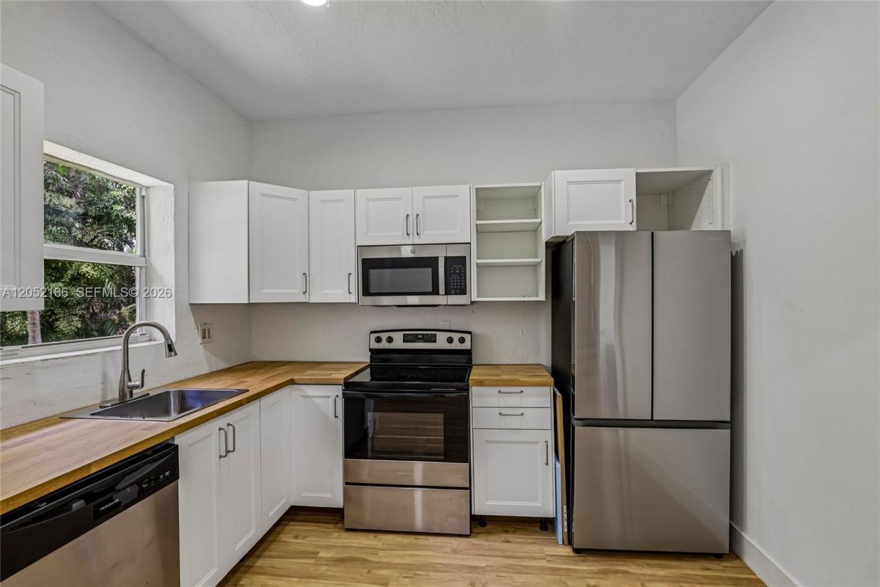 130 NW 85th St , Unit --, Miami, FL 33150 Photo