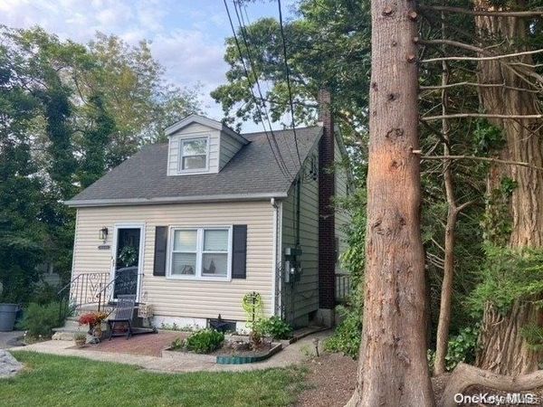 31 Brightwaters Drive, Unit B, Sound Beach, NY 11789