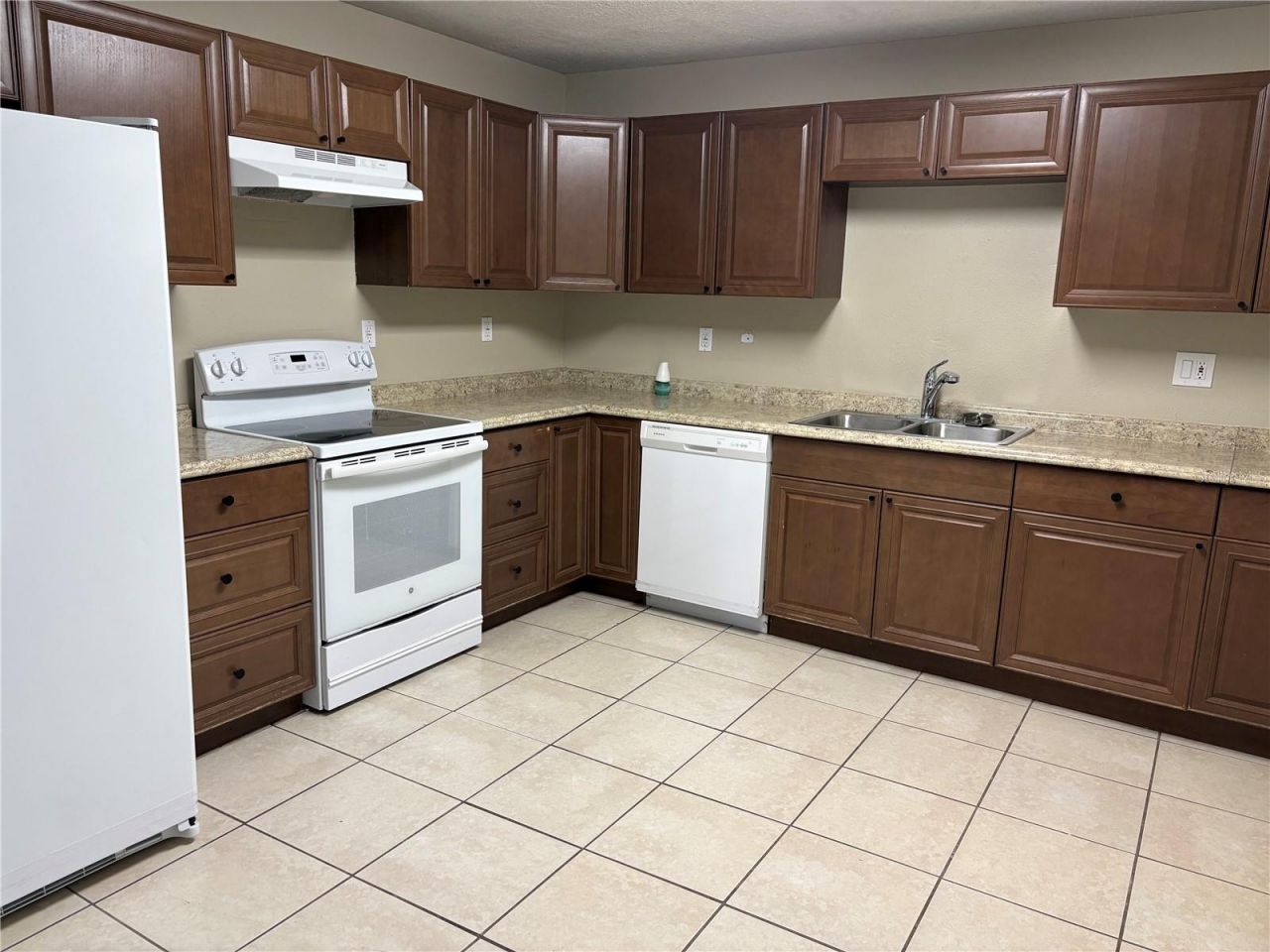 1116 W 40th Avenue, Bradenton, FL 34205 Photo