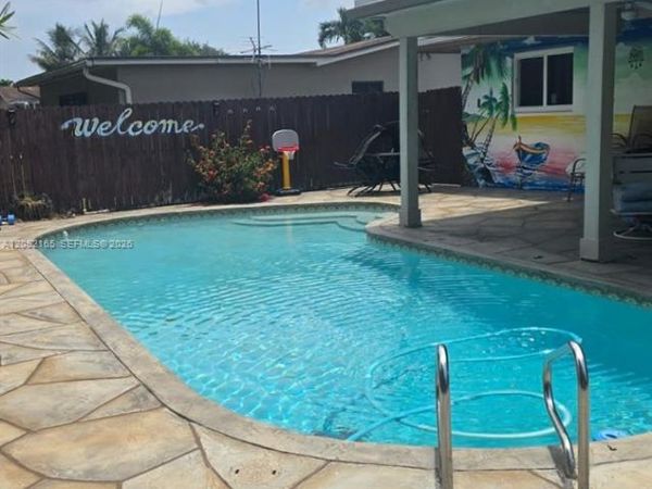 8291 NW 17th Ct , Pembroke Pines, FL 33024