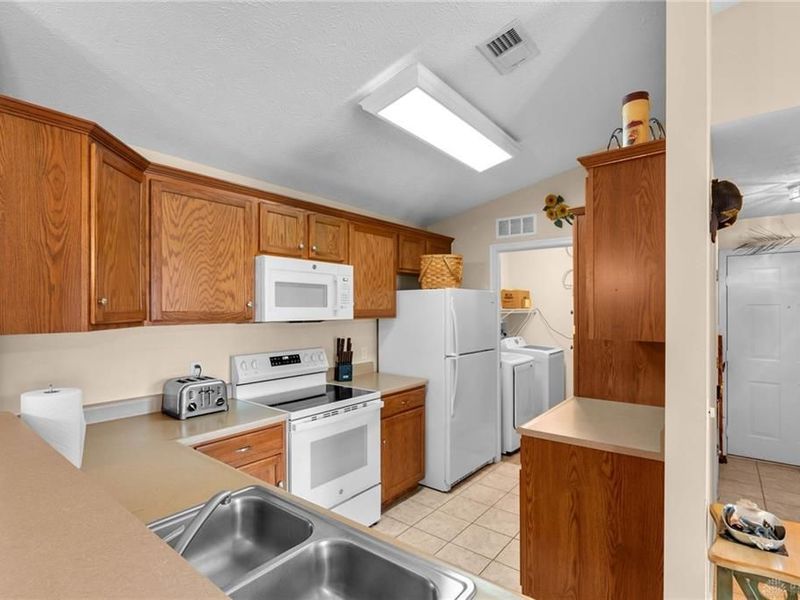 3126 Alexander Place, Unit 205, Beavercreek, OH 45431 Photo 19