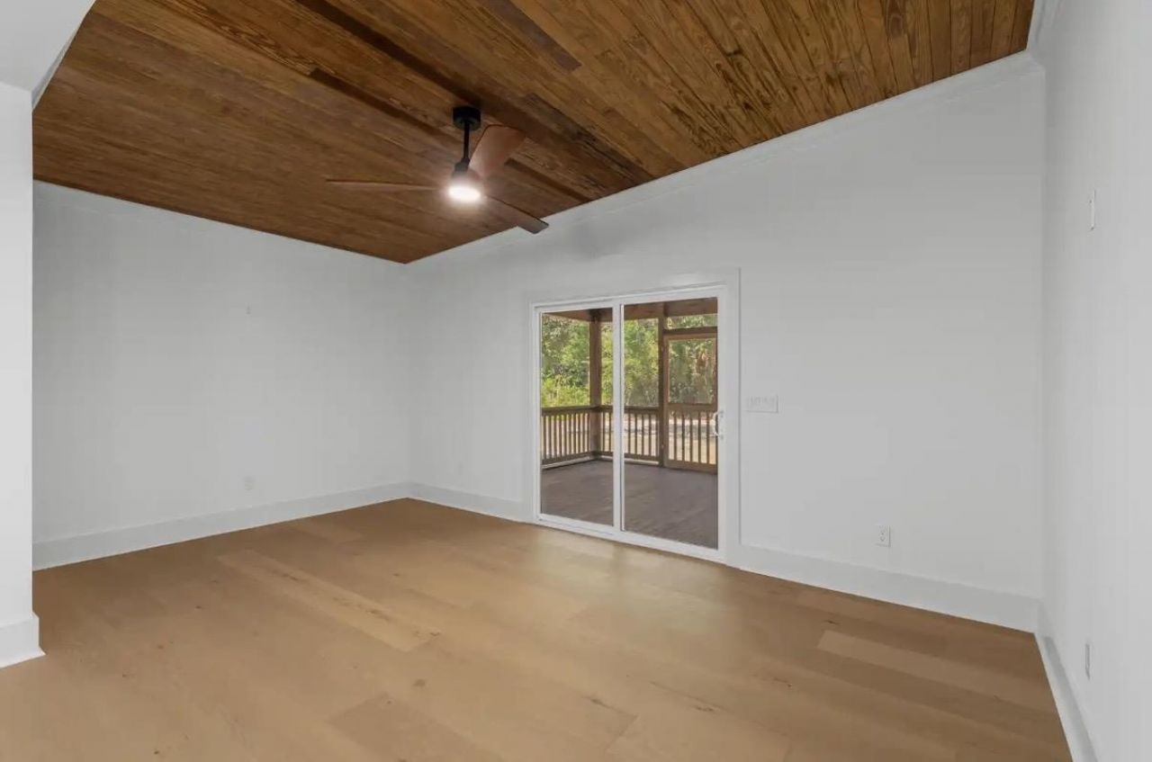 5703 Pickens Ave. Photo 17