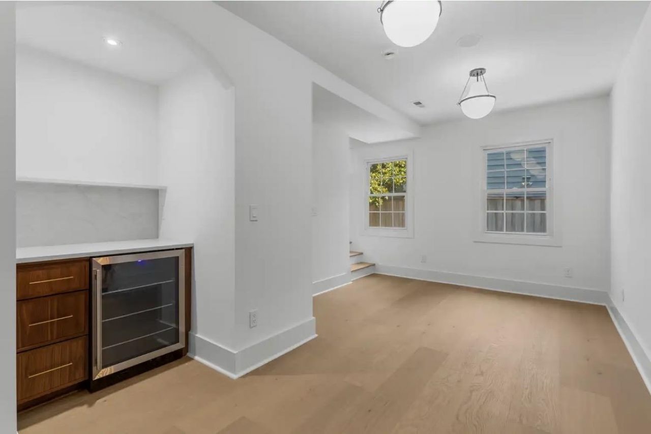 5703 Pickens Ave. Photo 18
