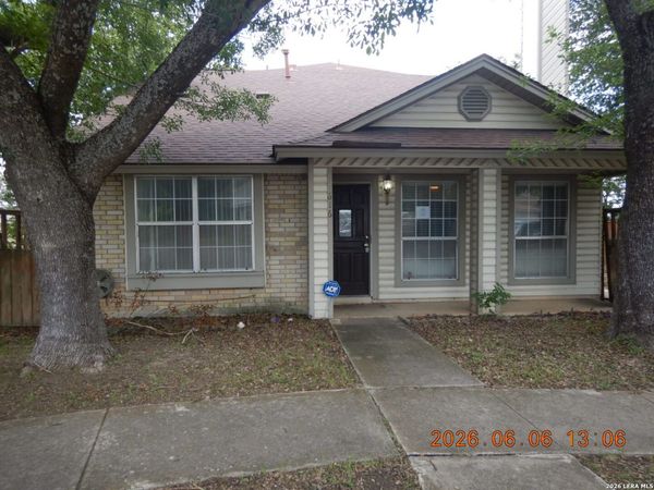 616 Fern Meadow Dr, Universal City, TX 78148