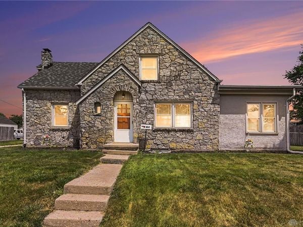 407 Virginia Avenue, Troy, OH 45373