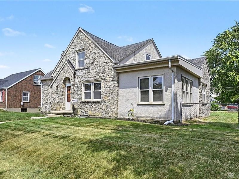 407 Virginia Avenue, Troy, OH 45373 Photo 3