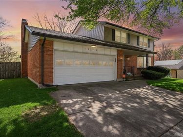 1576 Burchwood, Fairborn, OH 45324