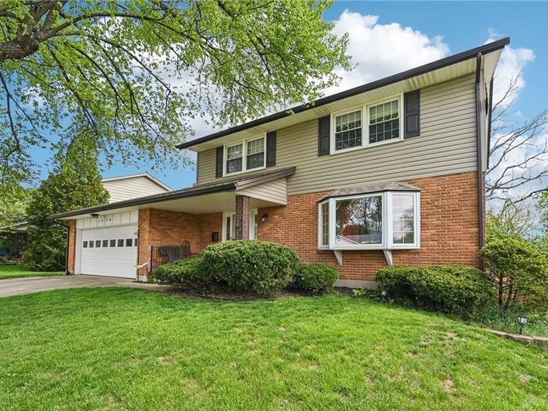1576 Burchwood, Fairborn, OH 45324 Photo 4