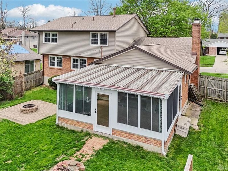 1576 Burchwood, Fairborn, OH 45324 Photo 56